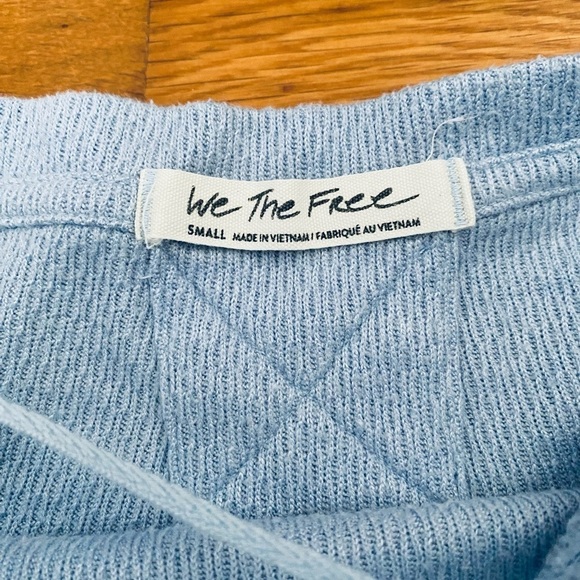 Free People We the Free Snowy Thermal Baby Blue Shirt, Small, Oversized - Picture 9 of 14